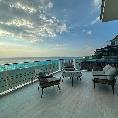 Stunning Beachfront View Luxurious Apartment 40 جومتين بيتش المظهر الخارجي الصورة