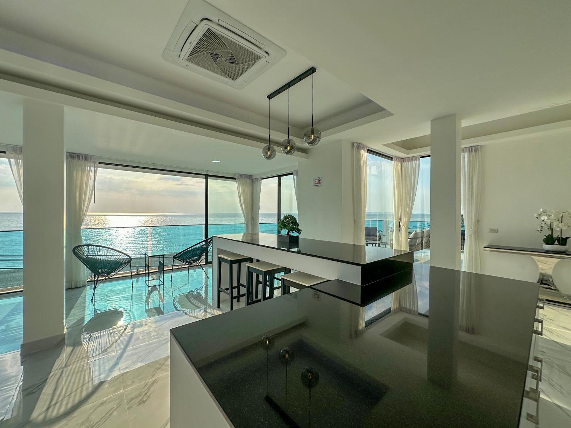 Stunning Beachfront View Luxurious Apartment 40 جومتين بيتش المظهر الخارجي الصورة