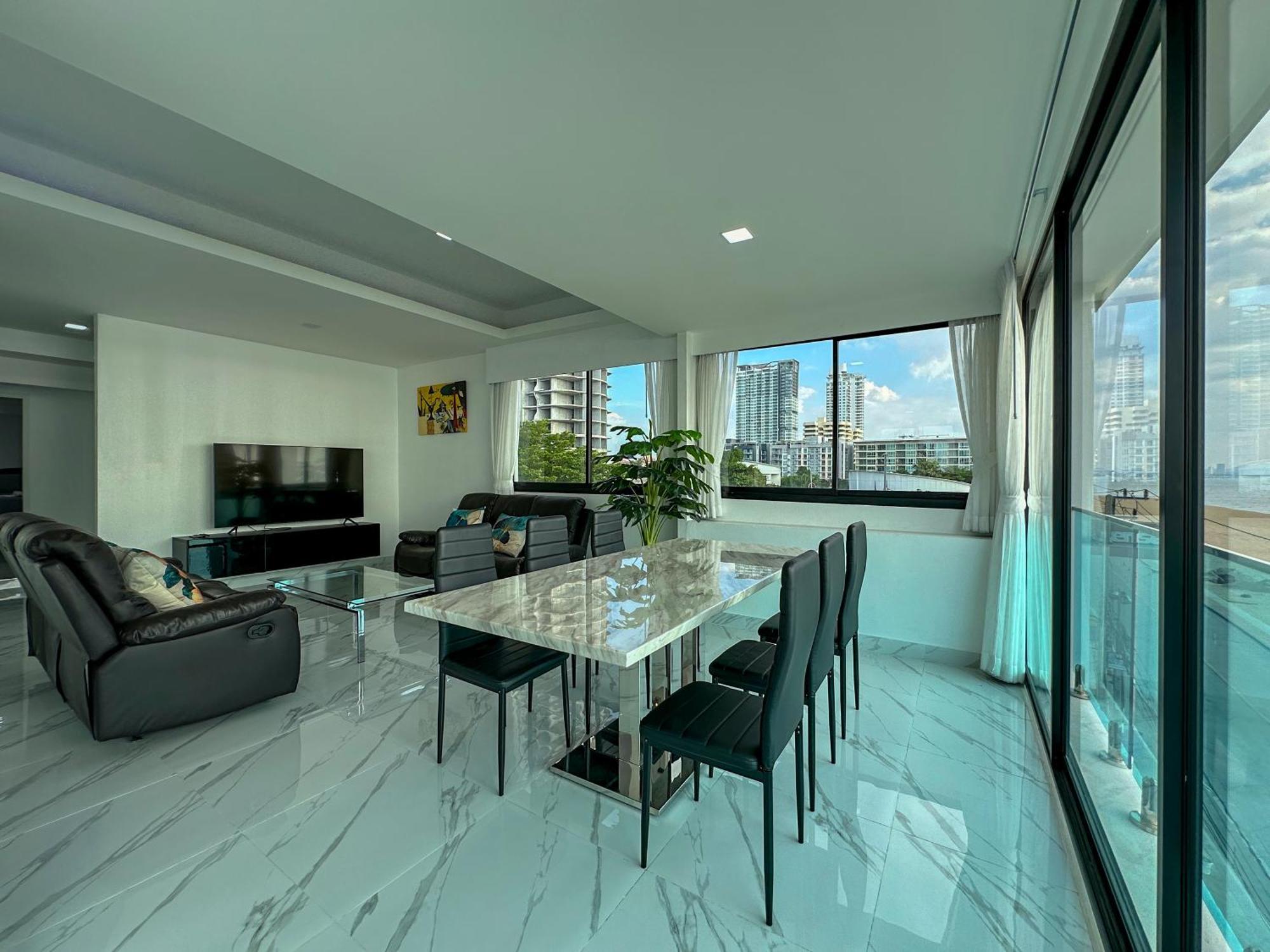 Stunning Beachfront View Luxurious Apartment 40 جومتين بيتش المظهر الخارجي الصورة
