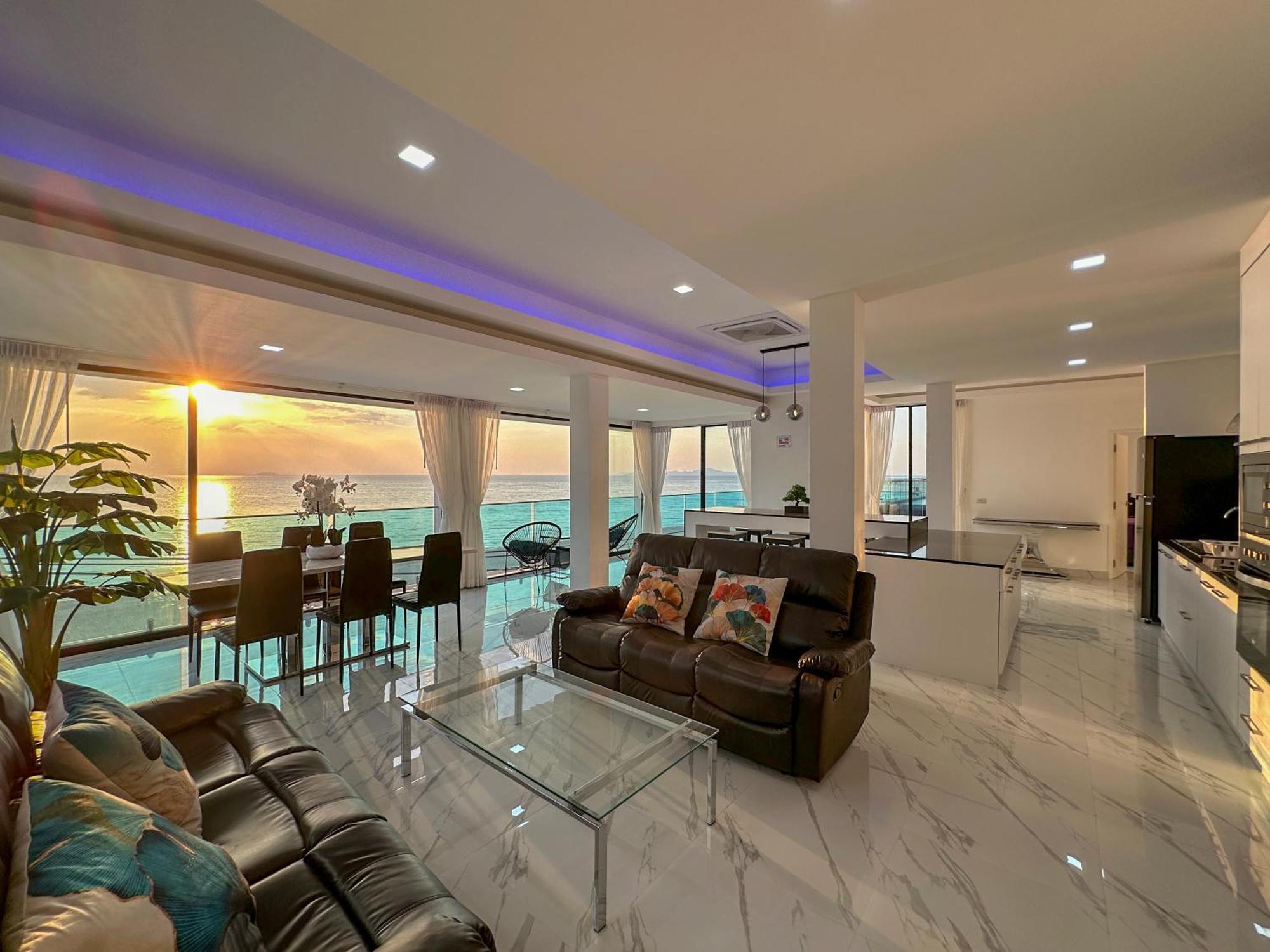 Stunning Beachfront View Luxurious Apartment 40 جومتين بيتش المظهر الخارجي الصورة