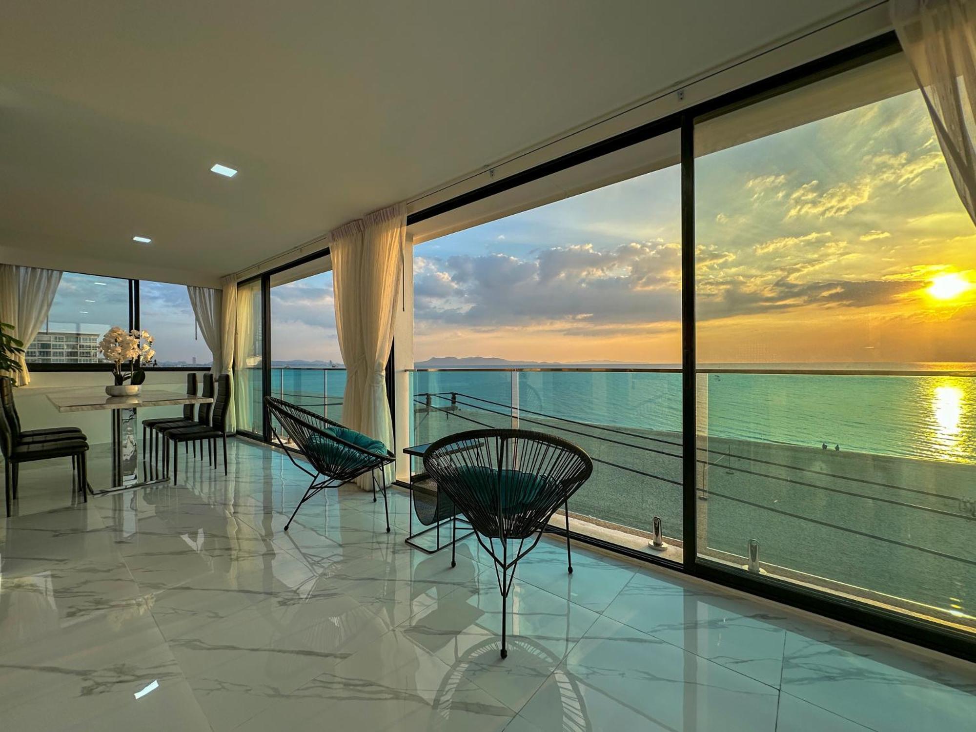 Stunning Beachfront View Luxurious Apartment 40 جومتين بيتش المظهر الخارجي الصورة